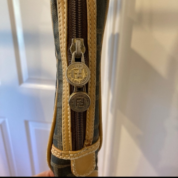 🦋 VINTAGE FENDI HANDBAG - Picture 7 of 10